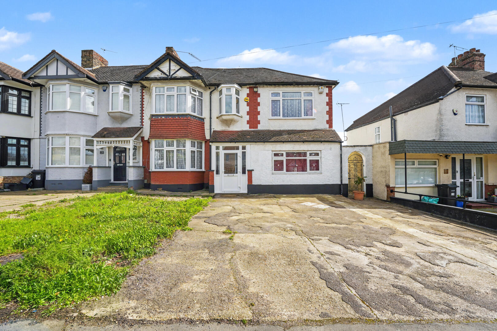 Hillside Avenue, Woodford Green, IG8 - Strettons